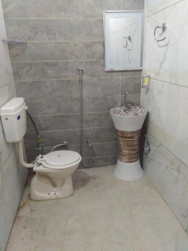 Tolet Care Property Image